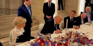 trump firma acuerdo entendimiento con Irán