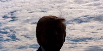 Trump silueta