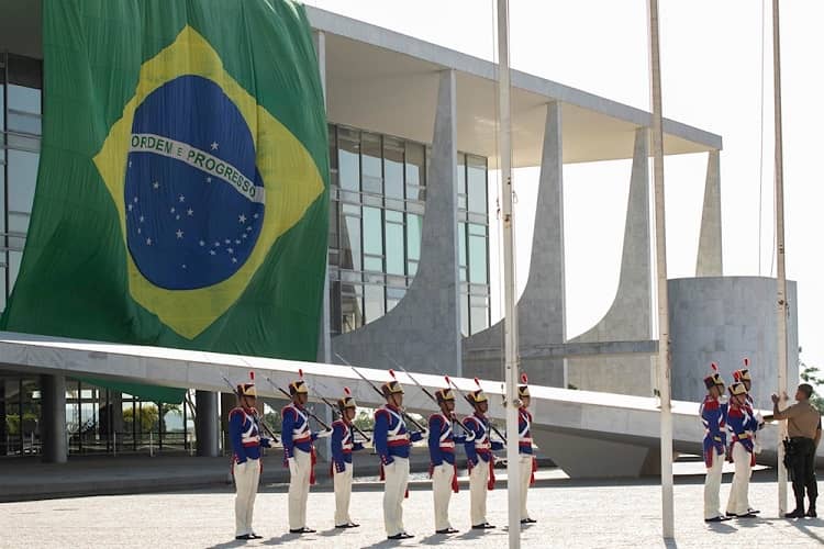brasil niega visas a enviados de EEUU