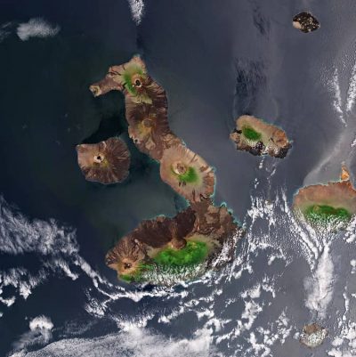 islas galápagos desde el espacio