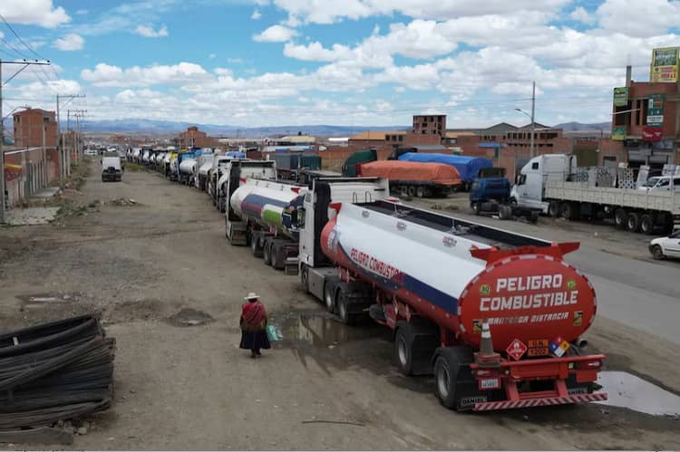 filas combustibles el alto bolivia