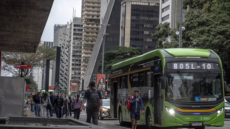 economía poblacion brasil