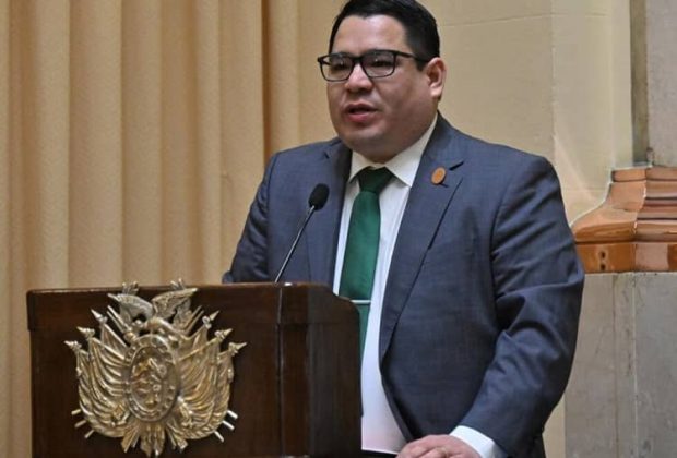 roger mariaca fiscal general de bolivia