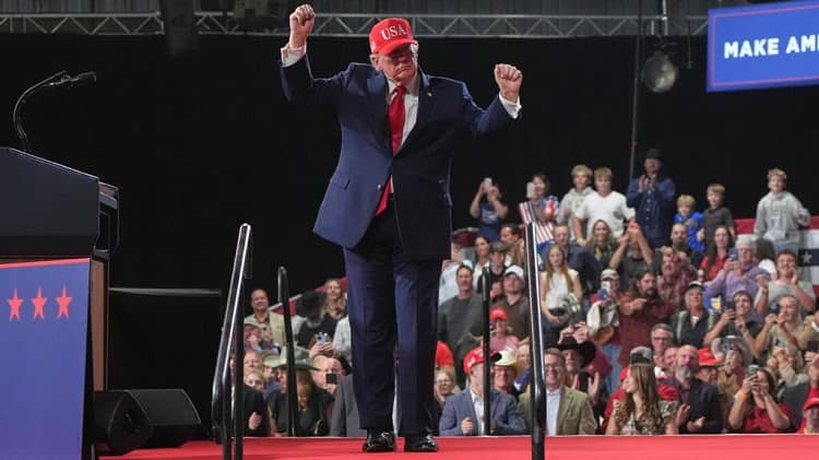 trump en campaña midterms 2026